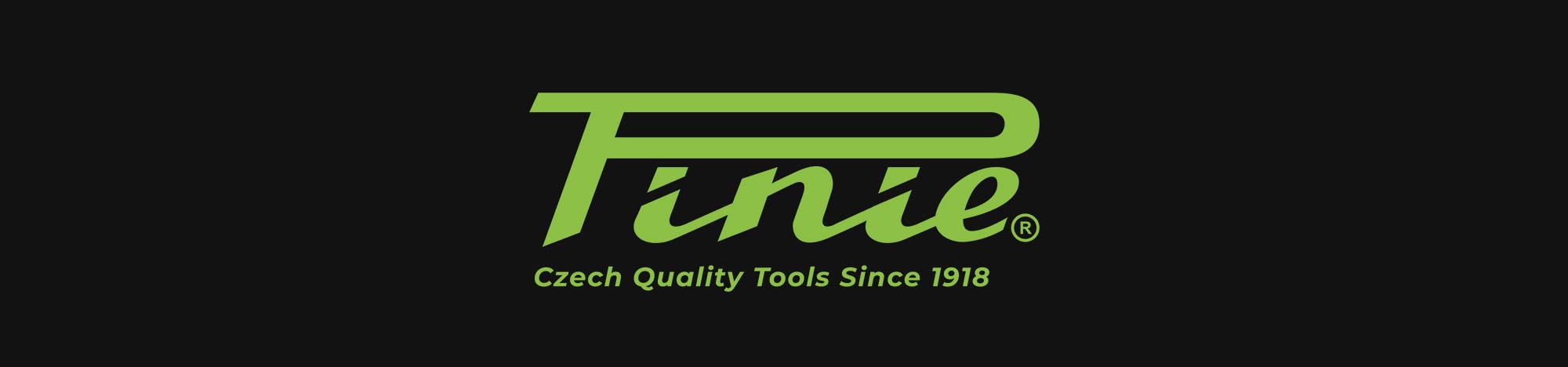 Pinie wooden tools logo on a green circle