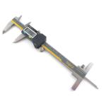 iGaging IG119 - OriginCal IP54 0-6" Digital Calipers with Depth Gauge